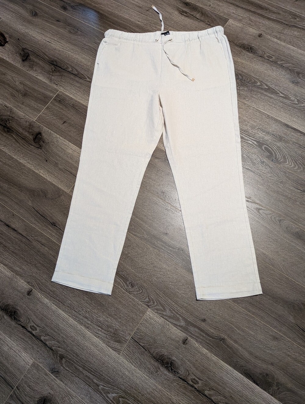 Charlie Paige Linen Pants in Light Cream. Waist 38 Inches. Drawstring.